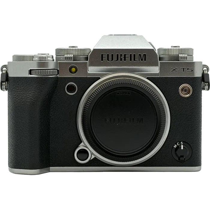 Цифровая фотокамера FujiFilm X-T5 Body. Серебристый   Б/У