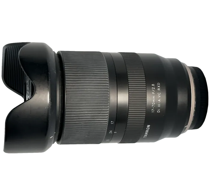 Объектив Tamron 17-70mm f/2.8 Di III-A VC RXD для Fujifilm X   Б/У