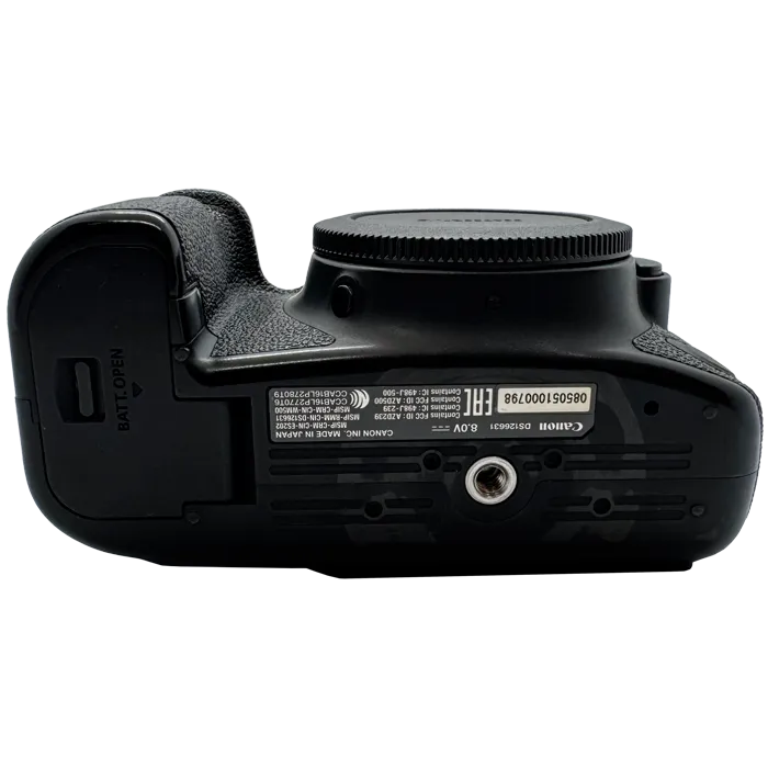 Зеркальный фотоаппарат Canon EOS 6D Mark II Body   Б/У