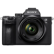 Цифровая фотокамера Sony Alpha a7 III Kit 28-70mm f/3.5-5.6 OSS II